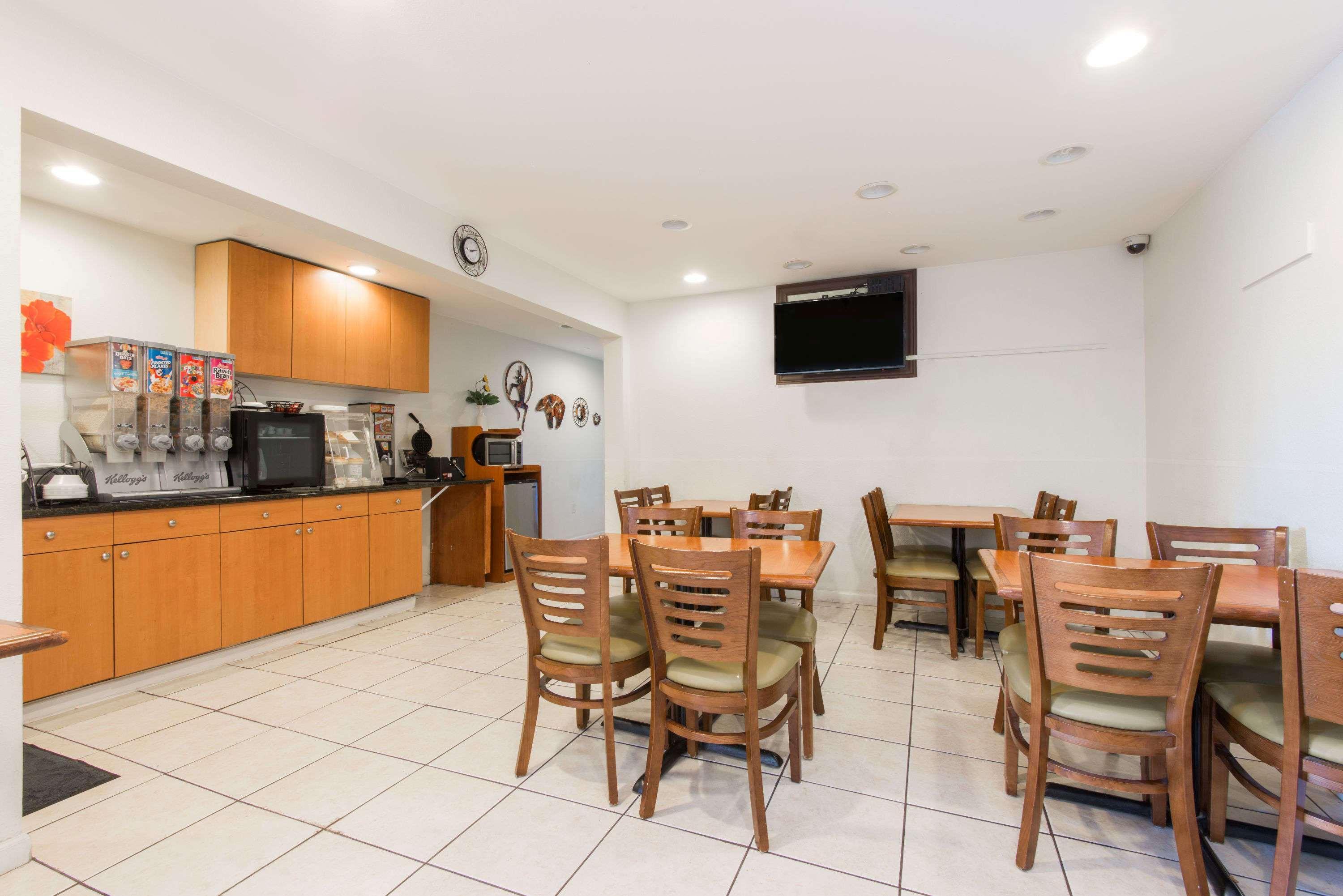 Knights Inn & Suites Gallup Luaran gambar